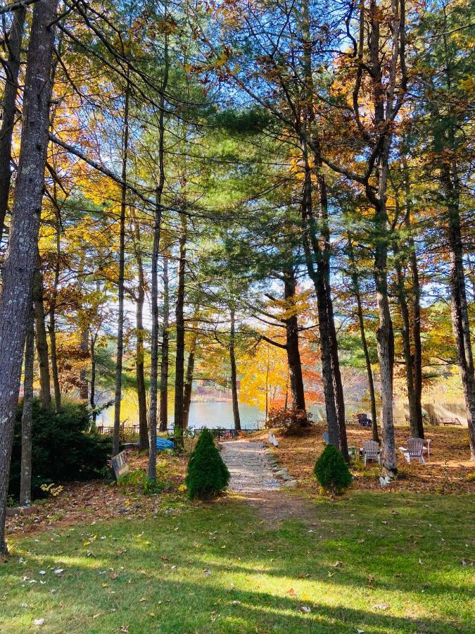 Clear Pond Getaway Apartment Plymouth Bagian luar foto