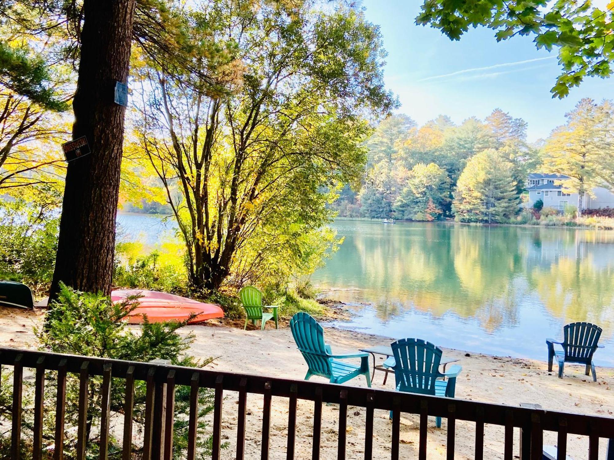 Clear Pond Getaway Apartment Plymouth Bagian luar foto