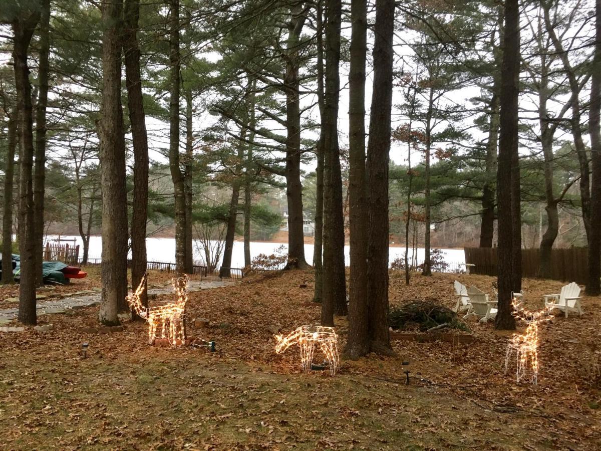 Clear Pond Getaway Apartment Plymouth Bagian luar foto